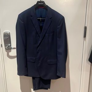 Hugo Boss Navy Blue Stitch Off the Rack Suit